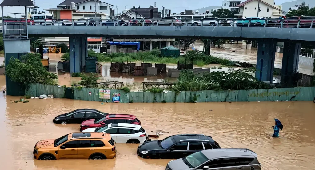 Vietnam : 90 morts et 300 millions d&rsquo;euros de pertes après une semaine d&rsquo;inondations