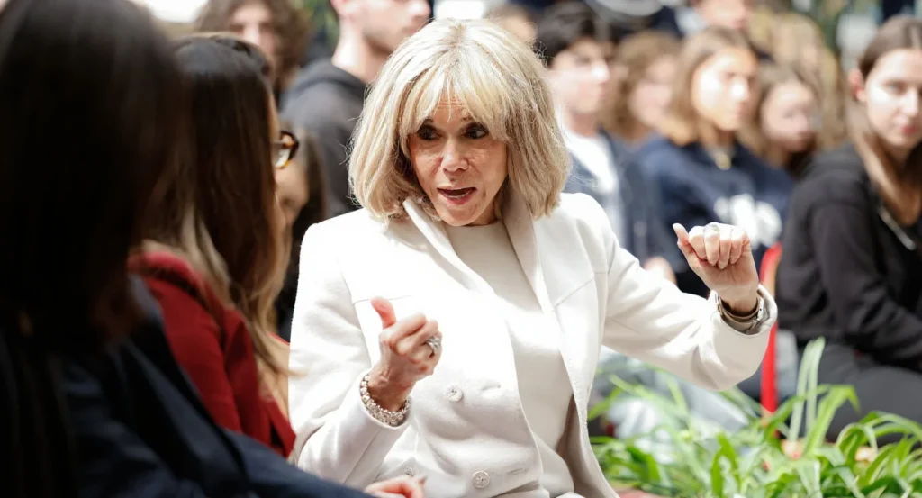 Brigitte Macron qualifie de « sales connes » des militantes féministes : 72 heures de polémique
