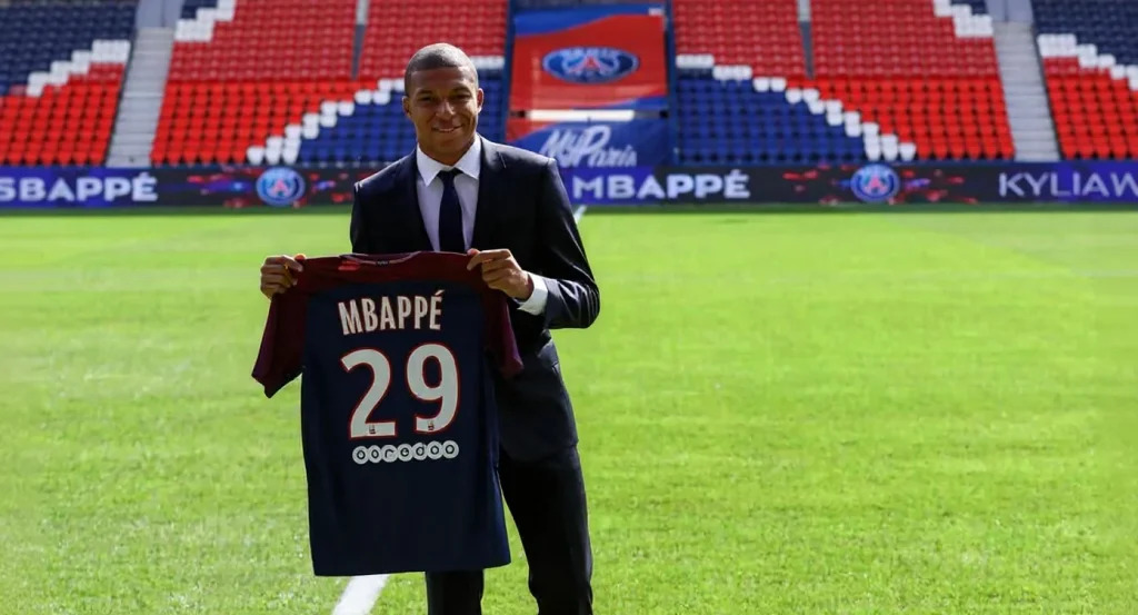 Le PSG condamné à verser 55 millions d&rsquo;euros à Kylian Mbappé par les prud&rsquo;hommes