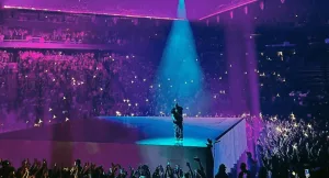 Drake franchit la barre des 300 titres à plus de 100 millions de streams