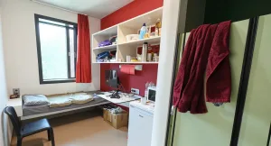 Marc Dutroux : 200 photos pédopornographiques découvertes dans sa cellule