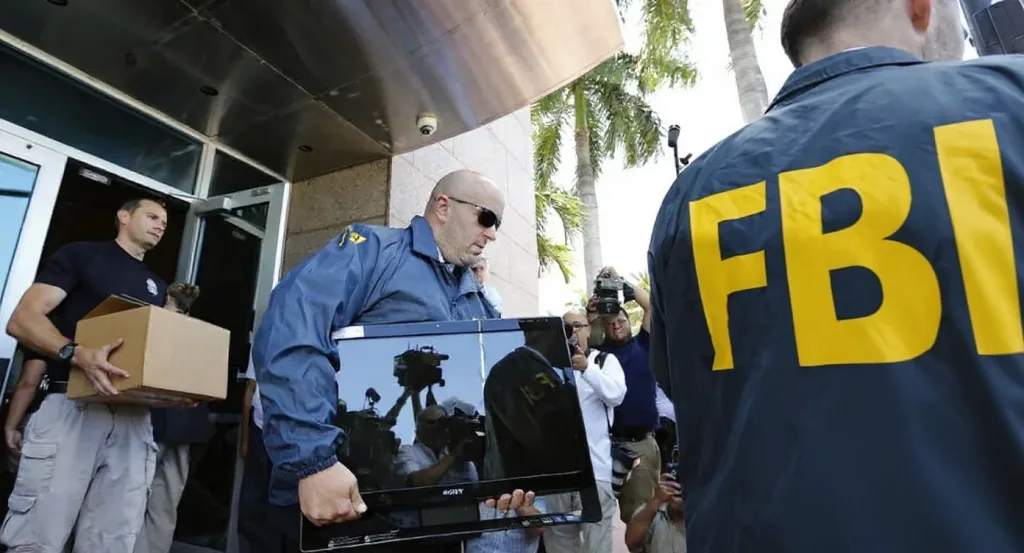 Silicon Valley : 3 ingénieurs arrêtés par le FBI pour espionnage industriel