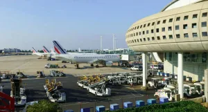 La taxe Shein-Temu fait chuter de 95% l&rsquo;activité d&rsquo;un dédouaneur de Roissy