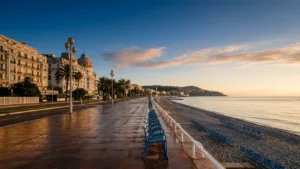 Alpes-Maritimes : tourisme en hausse, chefs d'entreprises inquiets