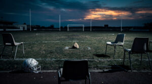 Bagarre générale à Besançon : supporters mahorais envahissent la pelouse, deux blessés