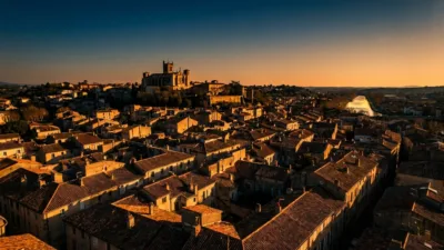 Béziers : le RN grignote le fief Ménard, mais recule aux municipales