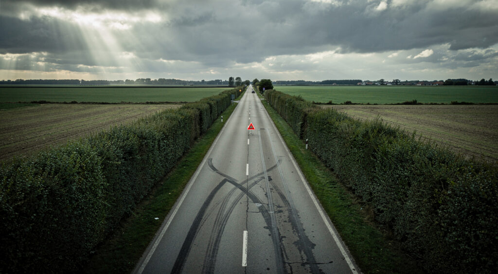 Blaringhem : un adolescent de 15 ans tué dans une collision scooter-tracteur