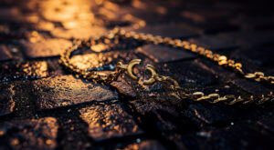 Bordeaux : un jeune homme de 19 ans dépouillé de son collier en or à la sortie d&rsquo;une boîte de nuit