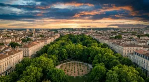 Bordeaux végétalise son plus vieux parc avec une aire de jeux éco-conçue