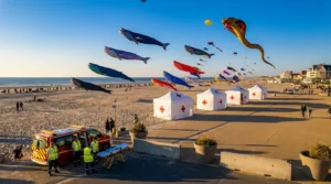Cerfs-volants de Berck : 300 secouristes veillent sur un million de visiteurs
