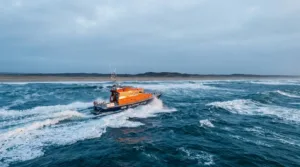 Châtelaillon-Plage : des plaisanciers secourus en mer par la SNSM