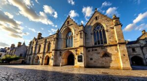 Dinan : le festival Théâtre en Rance ouvre sa 34e édition aux Jacobins