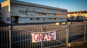 Grève dans les lycées de l&rsquo;est lyonnais : ils exigent l&rsquo;éducation prioritaire
