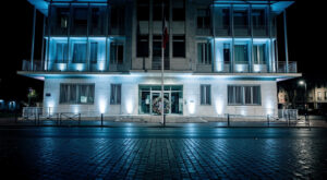 Hommage au policier d&rsquo;Angers « Memette » : le commissariat en deuil après son suicide