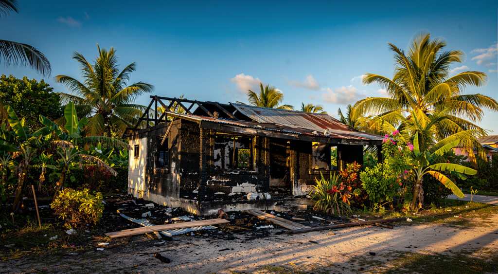 Incendie à Rivière-Pilote : une maison ravagée au quartier Abondance, sans blessé