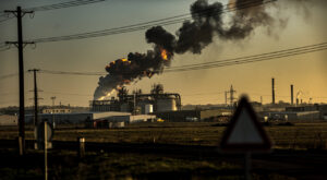 Incendie maîtrisé à la gigafactory ACC de Douvrin : pas de contamination toxique immédiate, analyses en cours