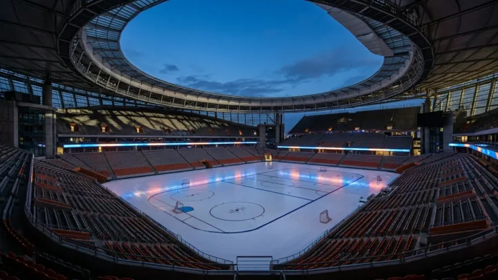 JO 2030 : la fédération de hockey veut une patinoire à l'Allianz Riviera, Ciotti dit non