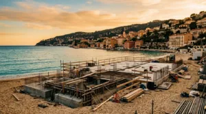 Juan-les-Pins : les plagistes se pressent avant une livraison prévue en juin