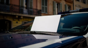 Nice : Éric Ciotti vend la moitié des véhicules municipaux pour 500 000 € d’économies