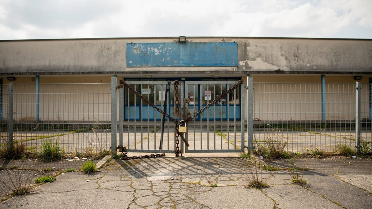 Piscine de Mende fermée jusqu&rsquo;au 6 juillet : les nageurs contraints à l&rsquo;exil