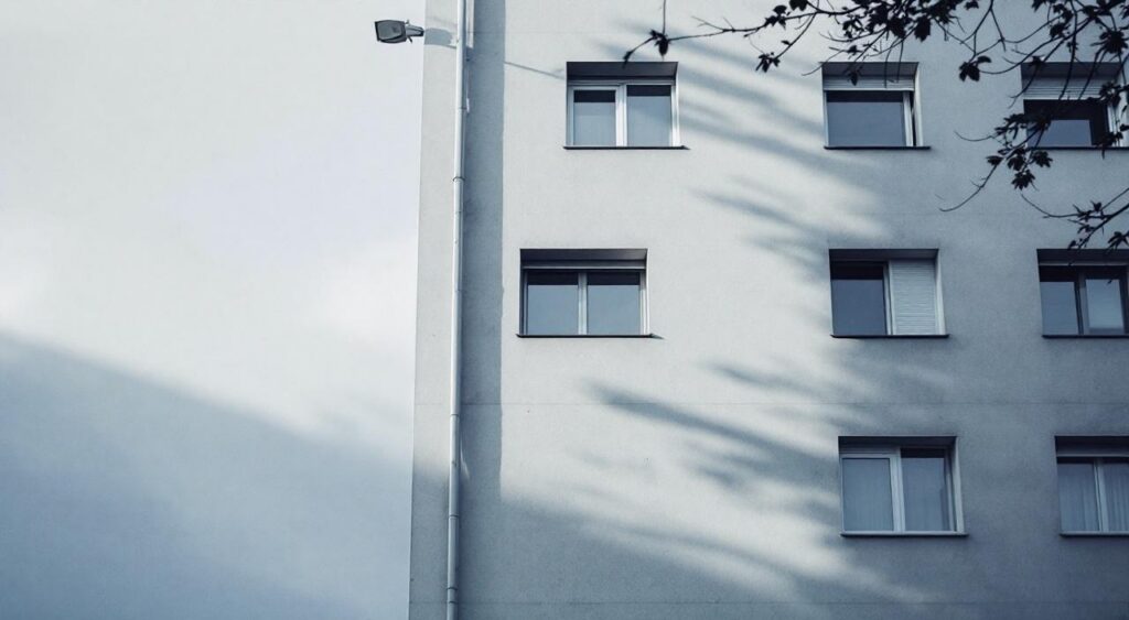 Pontoise : un enfant de 2 ans dans un état critique après une chute du 4e étage