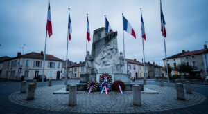 Privas : le sous-préfet Gervilla préside l&rsquo;hommage aux victimes de la déportation