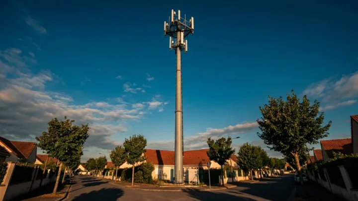 Saint-Florent-sur-Cher : des riverains contre une nouvelle antenne 5G