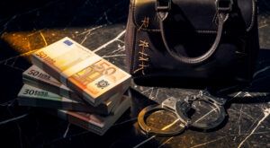 Saint-Louis : un conseiller municipal de 19 ans en détention pour trafic de contrefaçons