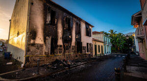 Saint-Pierre : le siège historique de la FRT détruit par un incendie nocturne