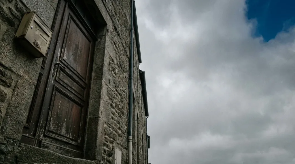 Tavaux : dispute domestique, la police intervient et propose une médiation