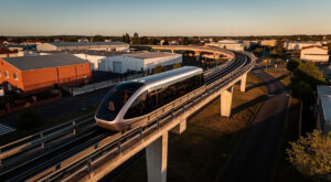 Tomblaine : le préfet découvre les capsules UrbanLoop, futur transport nancéien en 2028