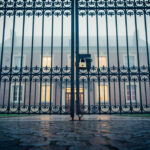 Violences sexuelles en périscolaire : de Paris à Lille et Tours, un scandale national