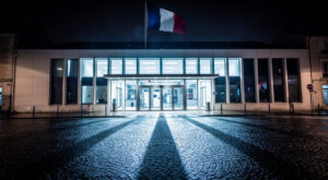 Agression au serpette entre cousins à Saint-Cyr-sur-Loire : un blessé grave, un suspect en garde à vue