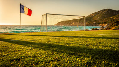 Ajaccio : échanges d'expérience au 35e championnat de France de foot des sapeurs-pompiers