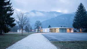 Annecy-le-Vieux : une trentaine de caravanes au parc des Glaisins, expulsion en cours