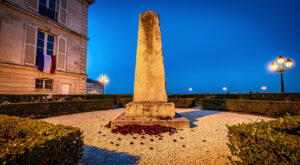Arras commémore la Journée nationale de la Résistance à la stèle Jean-Moulin