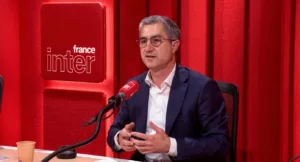 Attal plébiscité à 91% par Renaissance : un sacre en trompe-l&rsquo;œil