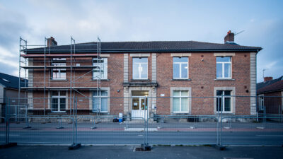 Beuzeville : le sous-préfet pose la première pierre de la rénovation de l&rsquo;école Mendès-France