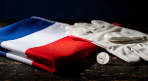 Bobigny : la Préfecture forme des porte-drapeaux pour perpétuer la mémoire républicaine