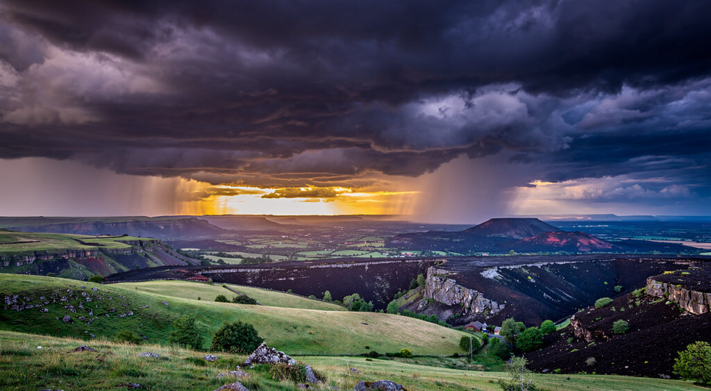 Cantal : vigilance jaune orages ce mercredi 27 mai de 16h à 21h