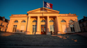 Colombes : le ministre Berger au commissariat et à l&rsquo;Hôtel de Ville avec Giacomoni