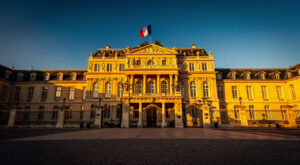 Des élèves de Bourganeuf en immersion civique au Sénat à Paris