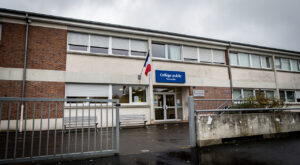 Évreux : la police sensibilise 74 collégiens aux dangers des armes blanches