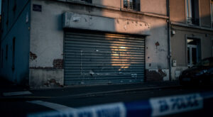 Fusillade à Pantin : un homme de 24 ans grièvement blessé devant un bar à chicha