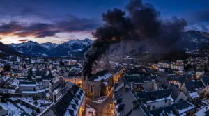 Incendie à Bagnères-de-Luchon : l'ancien hôtel Le Corneille ravagé, 46 pompiers mobilisés