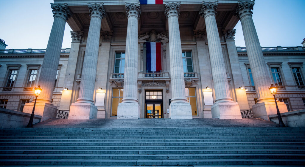 Indre-et-Loire : six suspects jugés pour un réseau de vols de voitures et pièces détachées