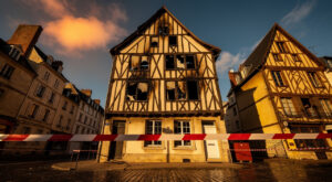Limoges : 45 pompiers mobilisés pour un incendie de plus de 20 heures rue Élie-Berthet