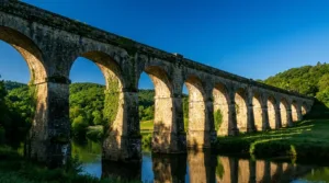 Montreuillon vue par GeoDaszner : un billet humoristique sur la Nièvre rurale