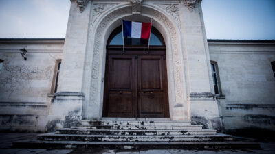 Niort : trois mineurs reconnus coupables d'enlèvement et violences sur une jeune femme à Louzy