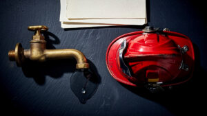 Orne : le préfet Tourmente réunit 381 maires sur l'eau et les pompiers volontaires